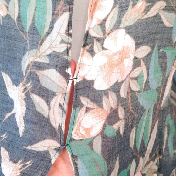 Lauren Conrad Crane Belle Sleeve Blouse - Picture 7 of 7